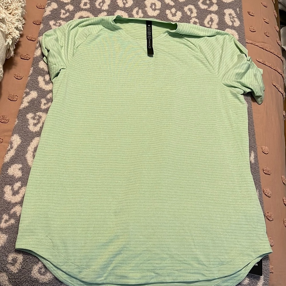 Lululemon mens tee